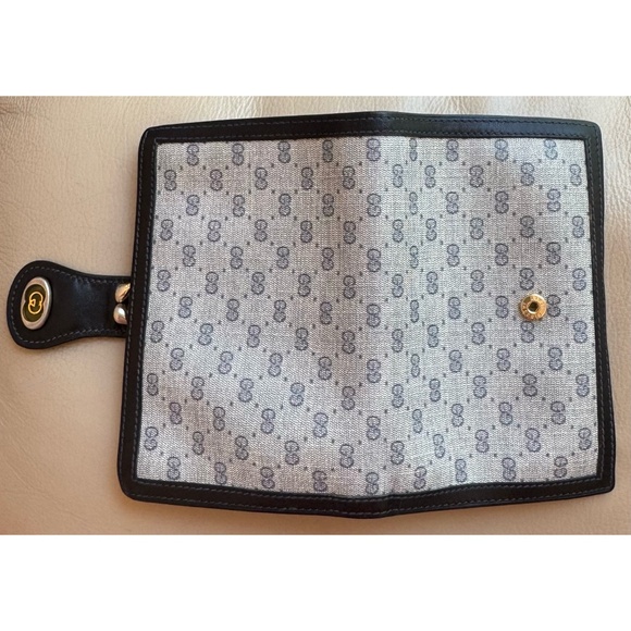 Authentic Vintage Gucci Micro GG Monogram Canvas Leather Kisslock Bifold Wallet - Picture 3 of 10